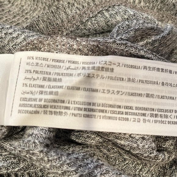 NWOT Hollister Long Sleeve - Picture 7 of 7